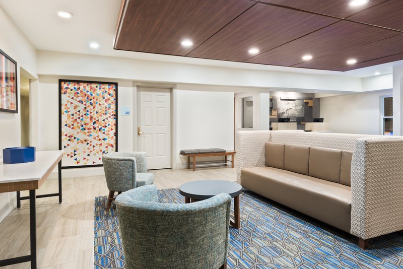 holiday inn express and suites columbus airport