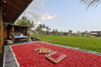 airsania ubud antique villas