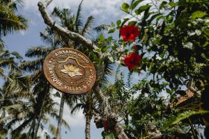 airsania ubud antique villas