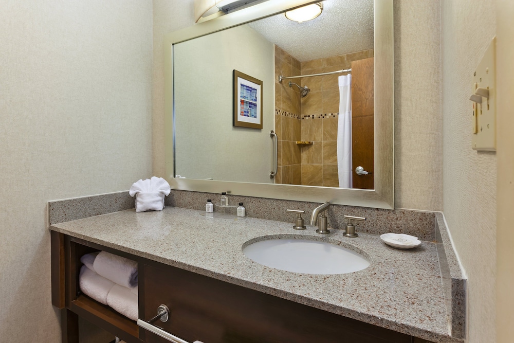 crowne plaza columbus north worthington by ihg