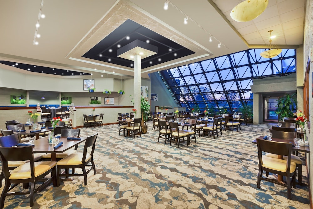 crowne plaza columbus north worthington by ihg