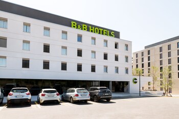 B&B Hotel Nyon,,3 star