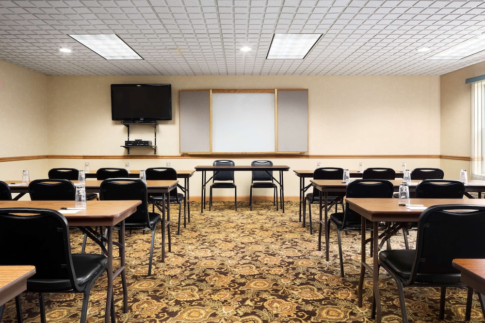 country inn and suites by radisson columbus west oh