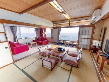 atagawaonsen blue ocean