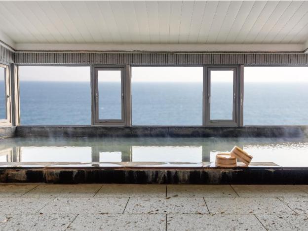 atagawaonsen blue ocean