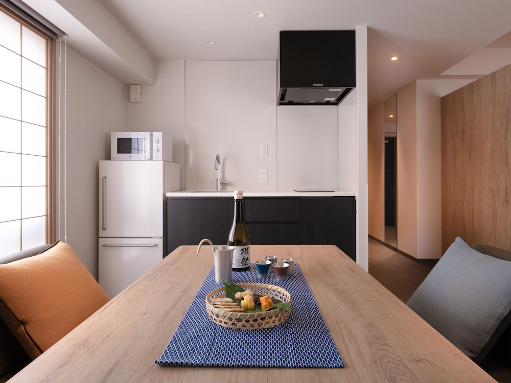 mimaru osaka shinsaibashi east