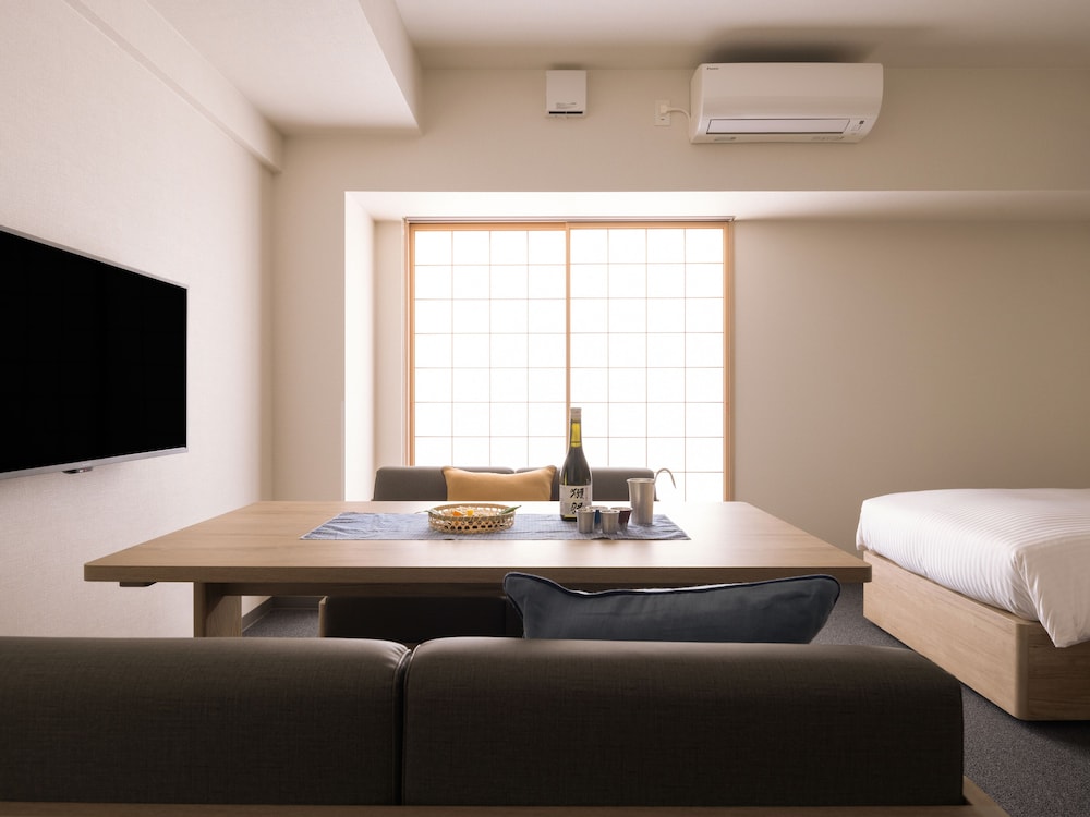 mimaru osaka shinsaibashi east