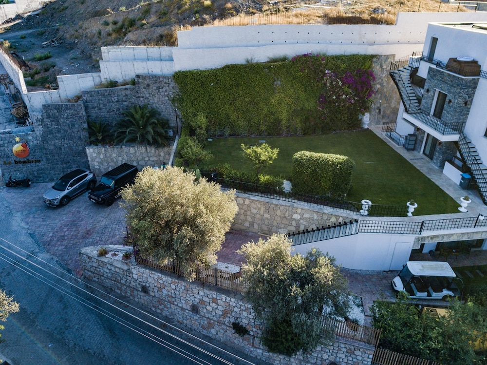 bombien yalikavak hotel