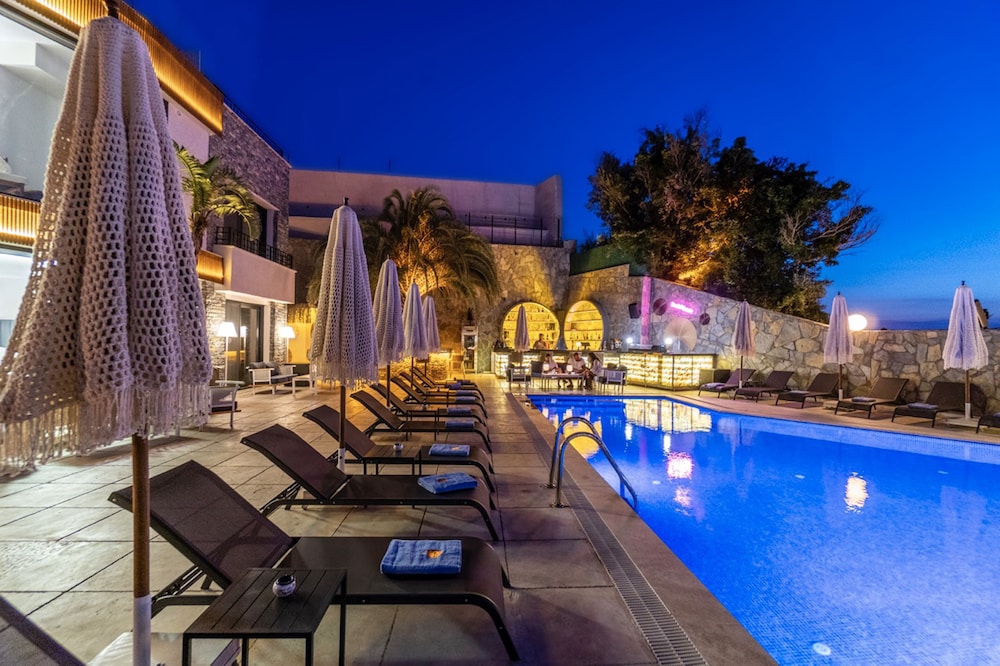 bombien yalikavak hotel