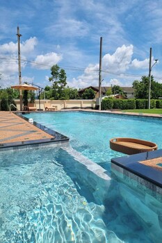 siri nakornpink chiang mai hotel sha plus