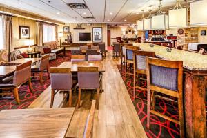 hampton inn by hilton columbus i 70e hamilton rd