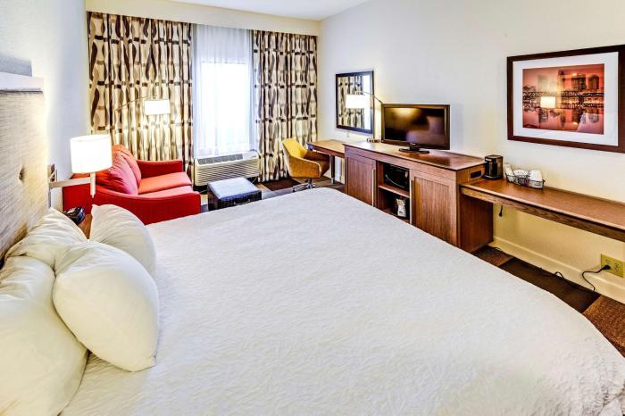 hampton inn by hilton columbus i 70e hamilton rd