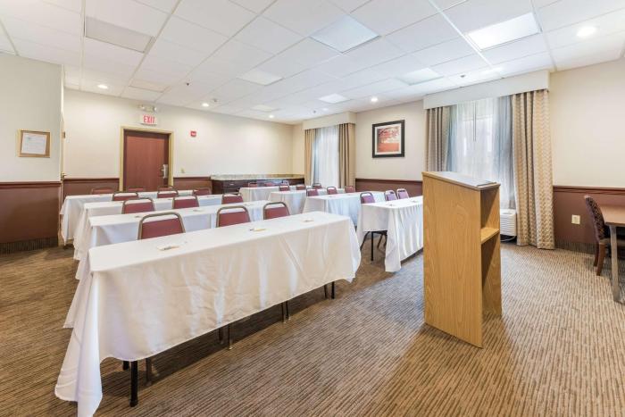hampton inn by hilton columbus i 70e hamilton rd