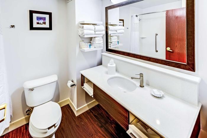 hampton inn by hilton columbus i 70e hamilton rd