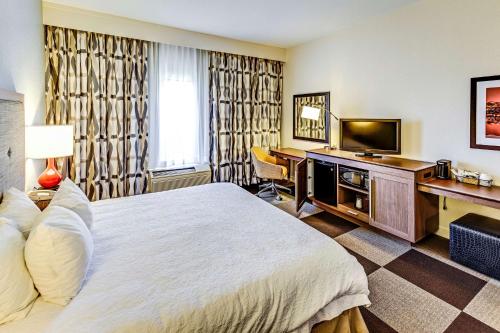 hampton inn by hilton columbus i 70e hamilton rd