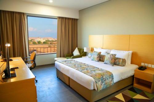 ayla ibri hotel