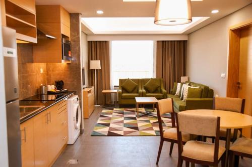 ayla ibri hotel