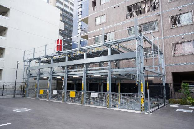 cross life hakata tenjin