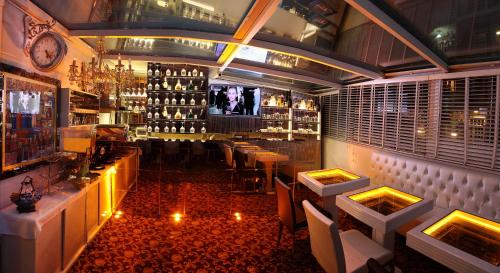 sultan tughra hotel special class