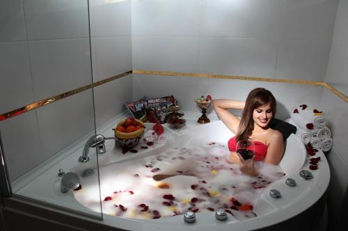 sultan tughra hotel special class