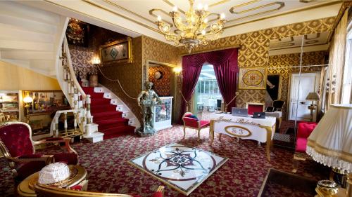 sultan tughra hotel special class