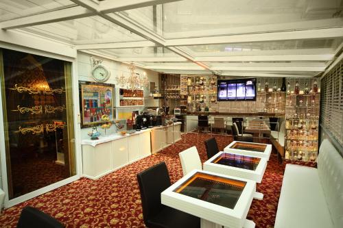 sultan tughra hotel special class