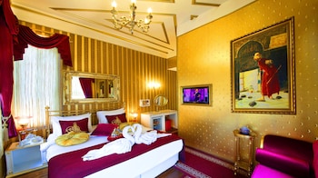 sultan tughra hotel special class