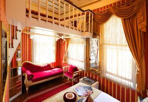 sultan tughra hotel special class