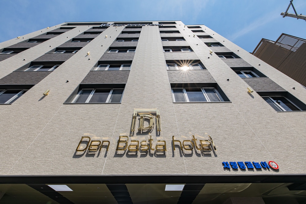 dongrae denbasta hotel