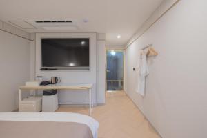 dongrae denbasta hotel