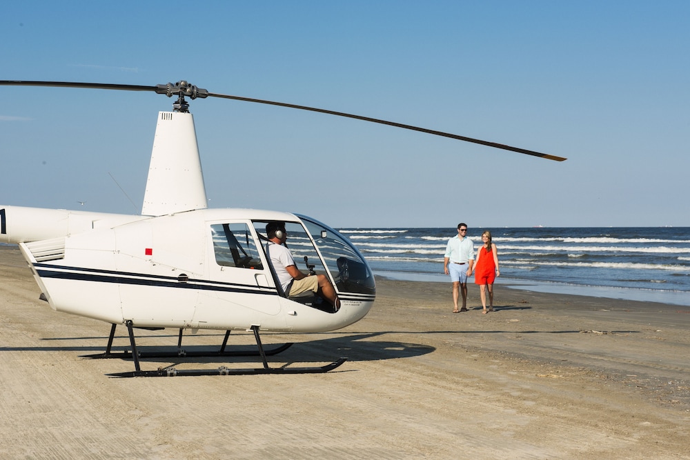red roof inn galveston beachfront convention center