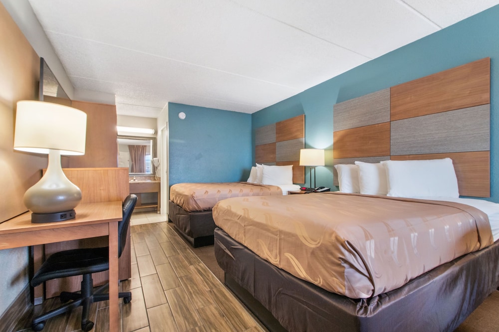 red roof inn galveston beachfront convention center