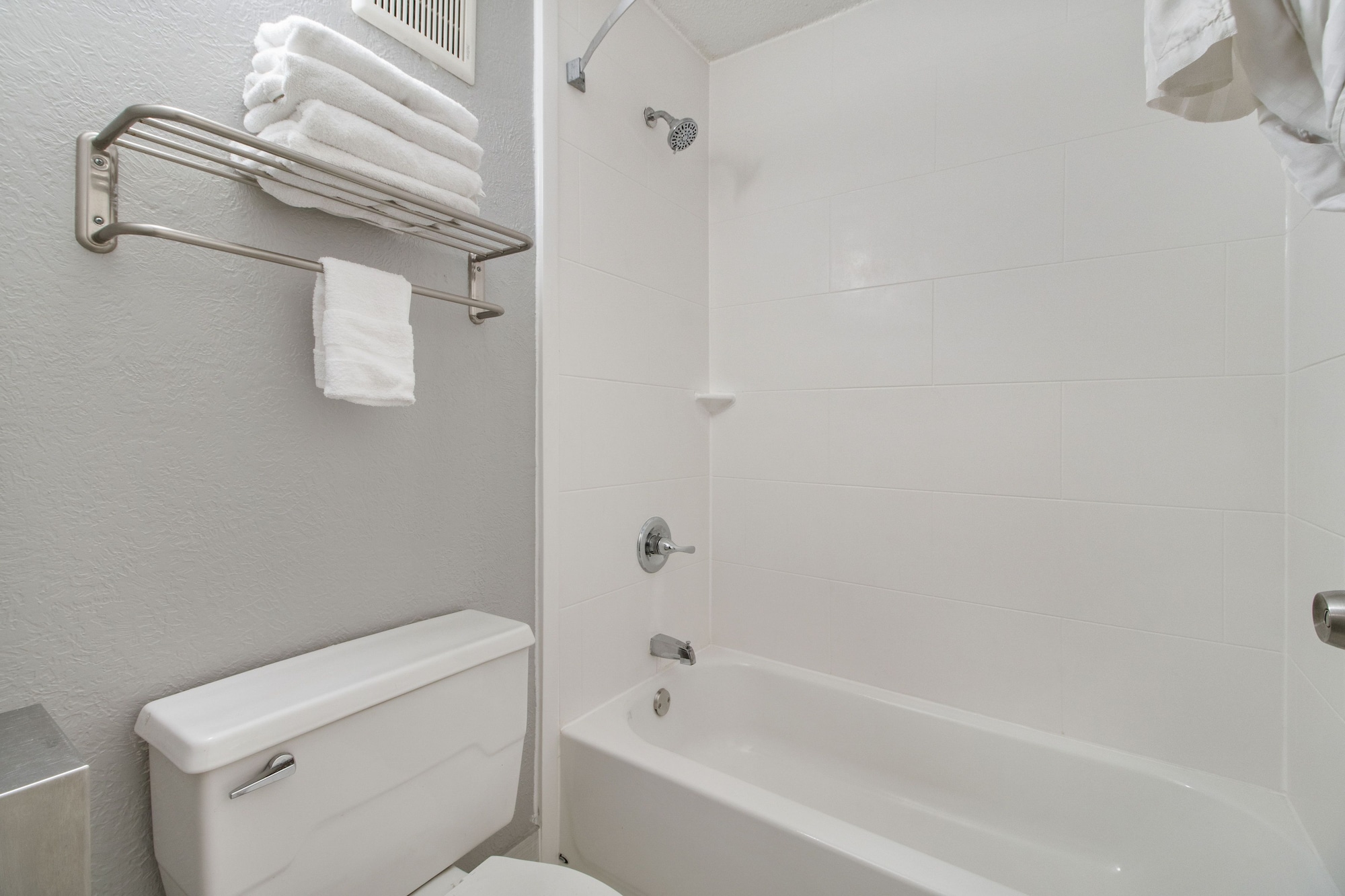 red roof inn galveston beachfront convention center