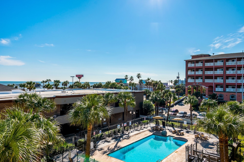 red roof inn galveston beachfront convention center