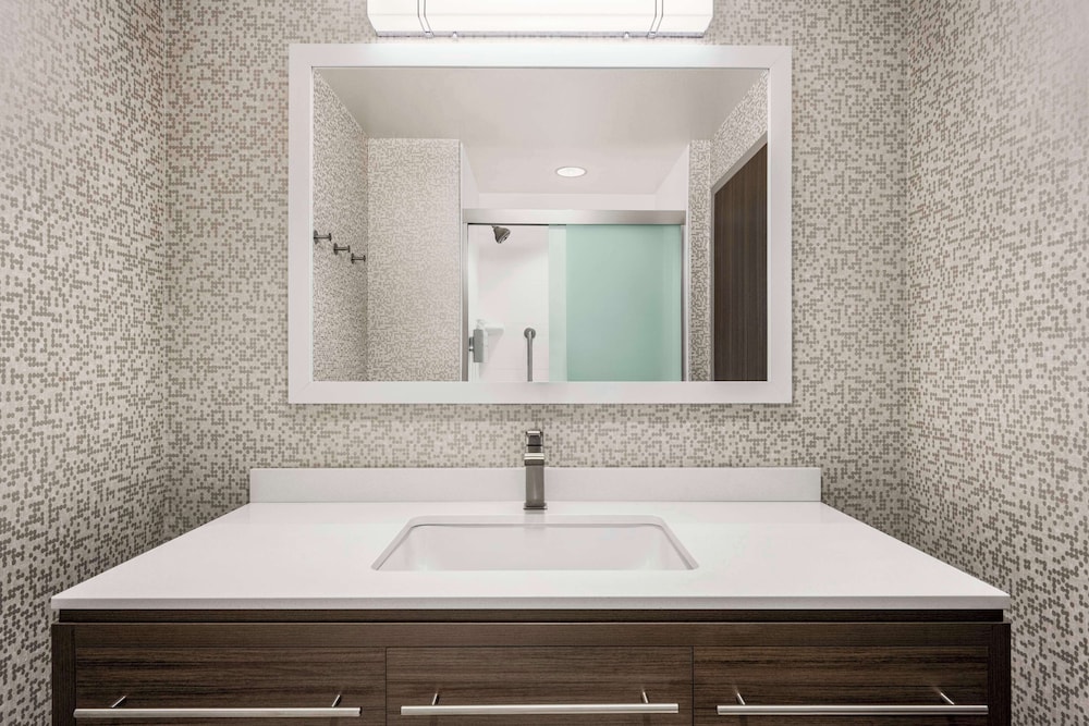 home2 suites by hilton colorado springs i 25 central