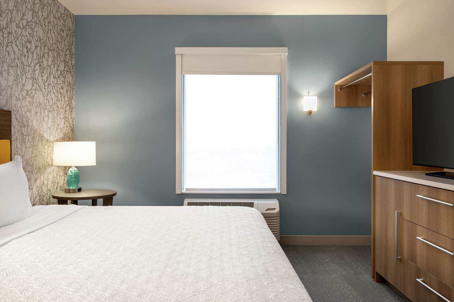 home2 suites by hilton colorado springs i 25 central