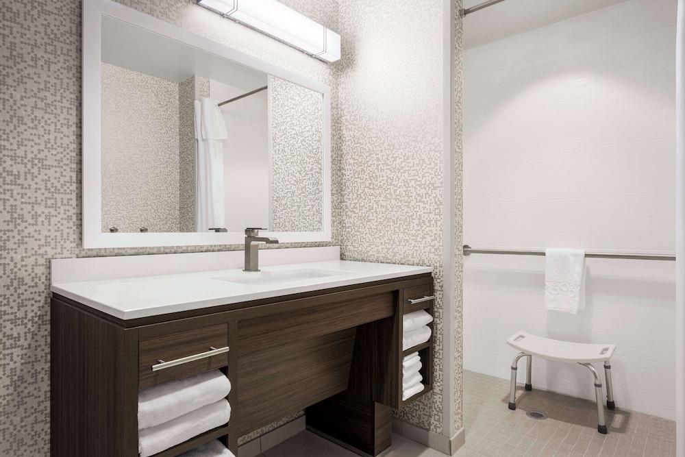 home2 suites by hilton colorado springs i 25 central