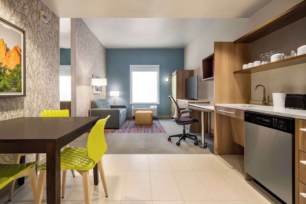 home2 suites by hilton colorado springs i 25 central