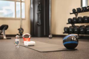 home2 suites by hilton colorado springs i 25 central