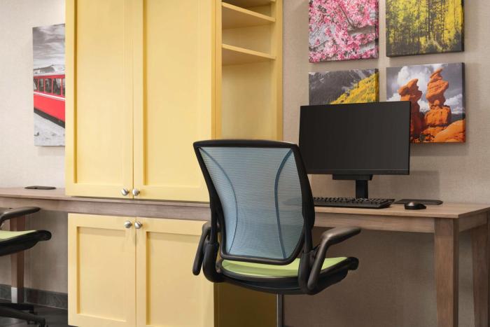 home2 suites by hilton colorado springs i 25 central