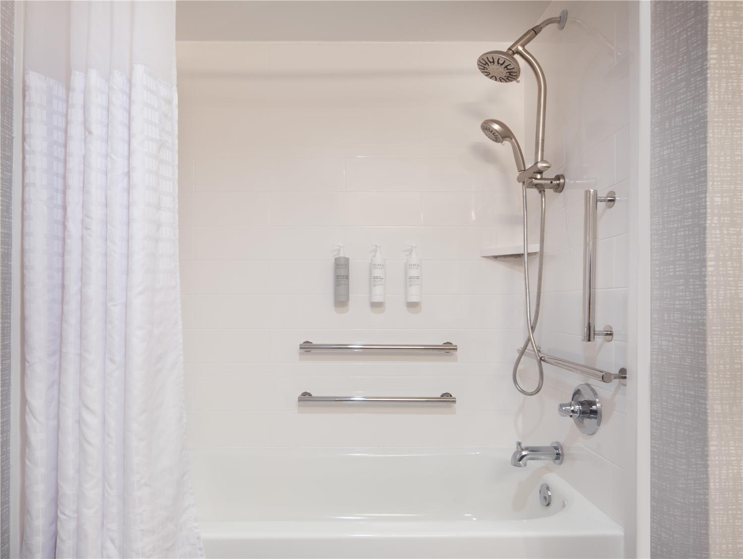 hampton inn evergreen