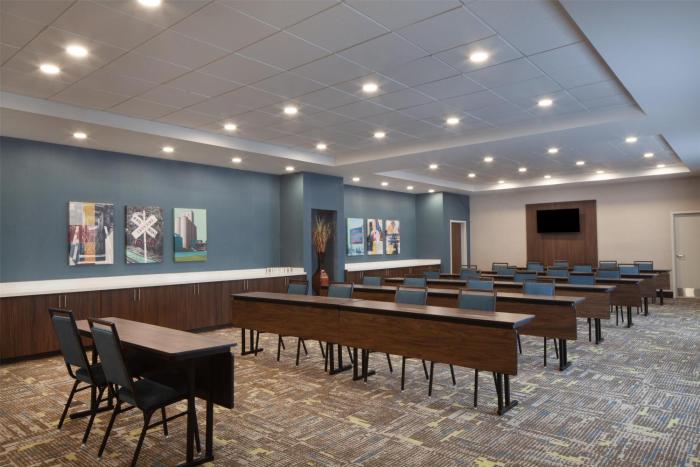 hampton inn evergreen