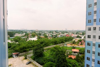 cozy studio at urbantown serpong apartment