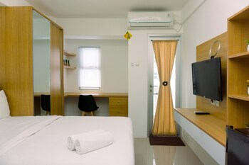 cozy studio at urbantown serpong apartment