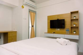 cozy studio at urbantown serpong apartment