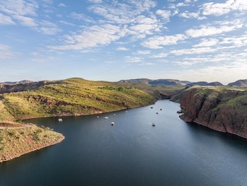 discovery resorts lake argyle