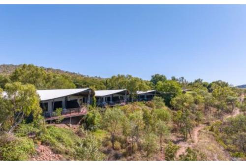discovery resorts lake argyle