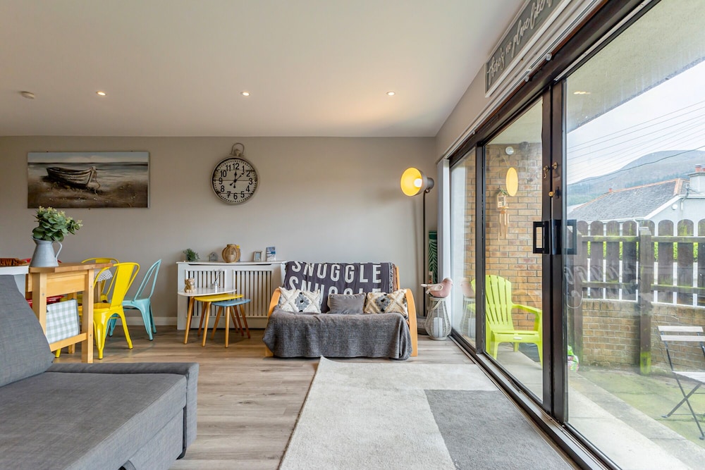 central apartment 3b