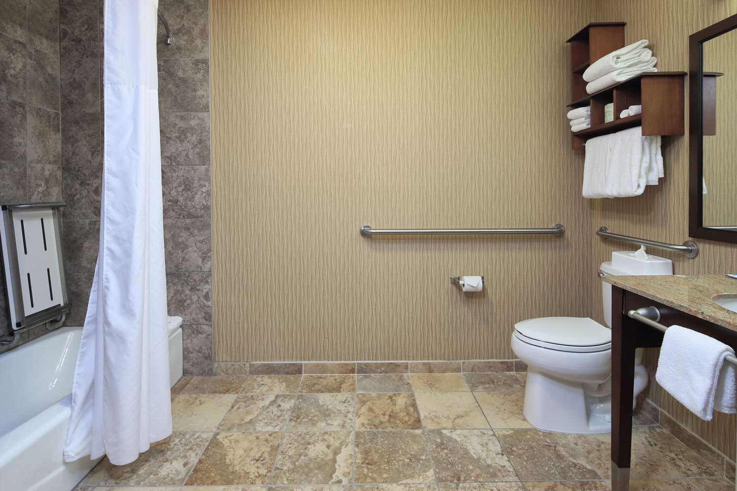 hampton inn and suites tucson mall