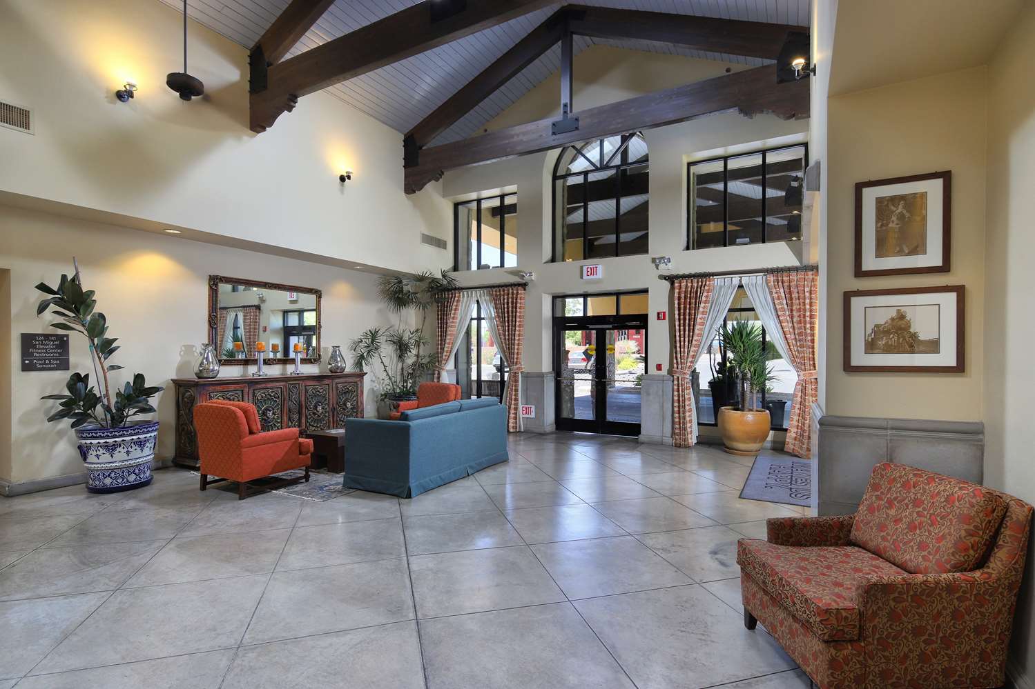 hampton inn and suites tucson mall